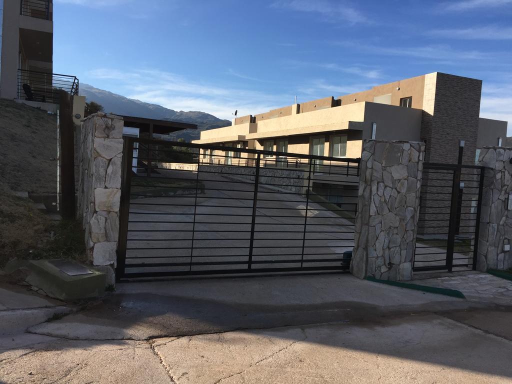 Altos Del Lago Apartment Potrero de los Funes Exterior foto