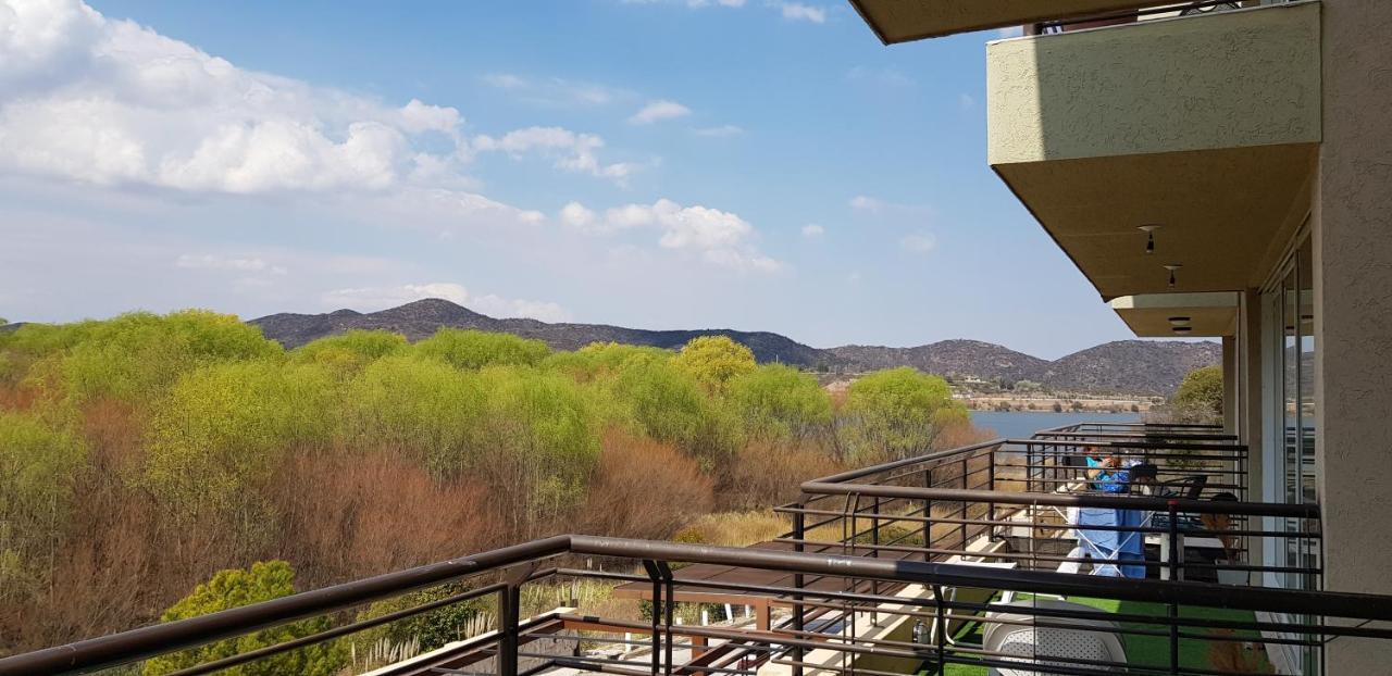 Altos Del Lago Apartment Potrero de los Funes Exterior foto